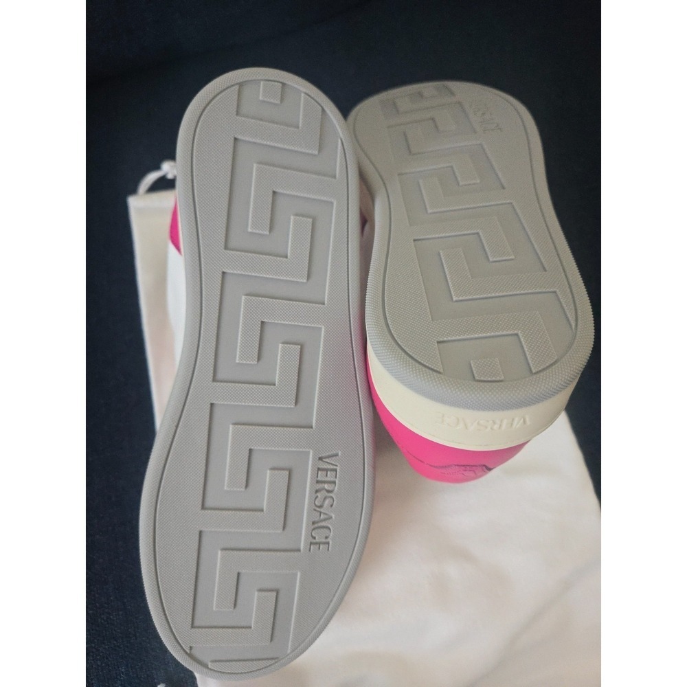 Womens Versace Sneakers pink and white NWT - Picture 4 of 14